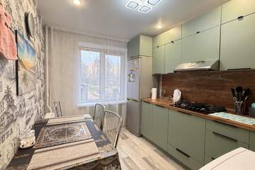 2-к квартира, 54 м², 2/9 эт.