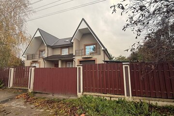 Дом, 330 м², 2 эт.